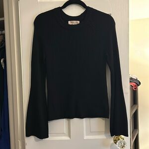 Bell sleeve thick knit sweater